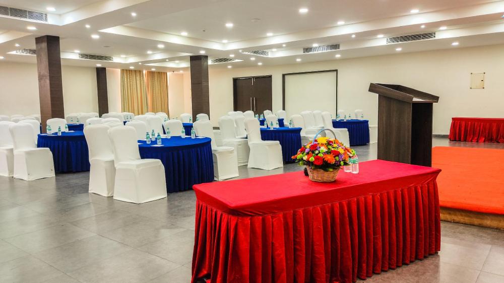 landmark pallavaa beach resort