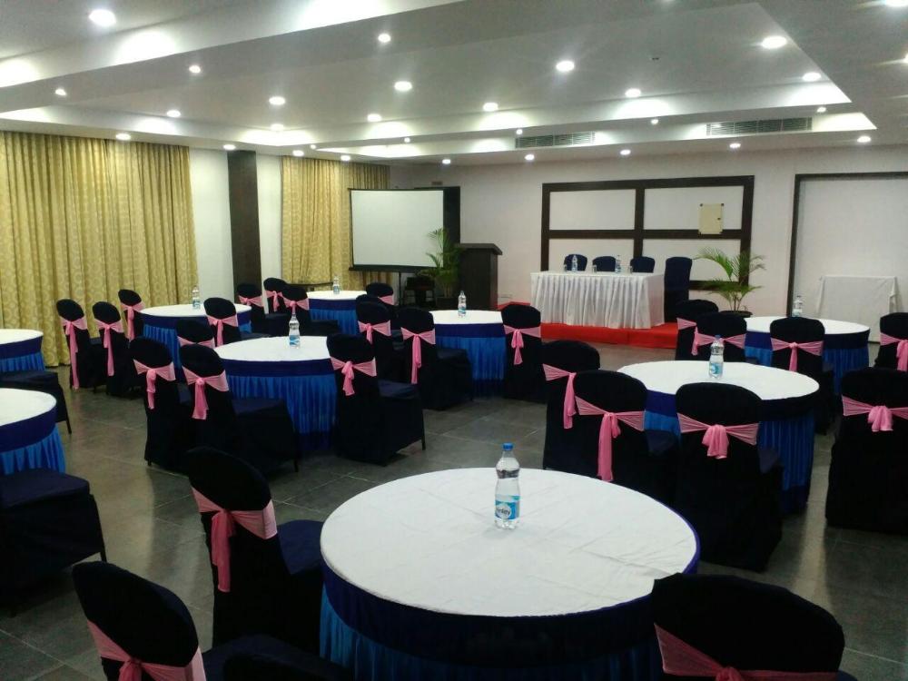 landmark pallavaa beach resort