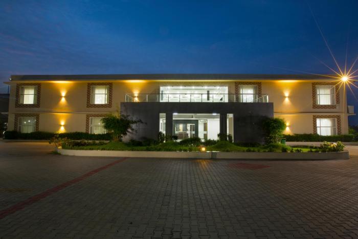 landmark pallavaa beach resort