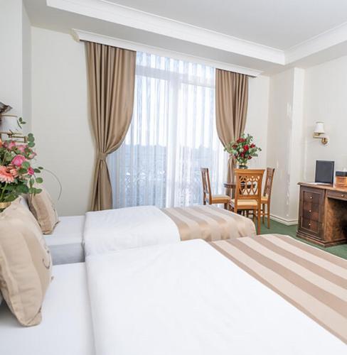 jet fox by aero view hotel delhi airport