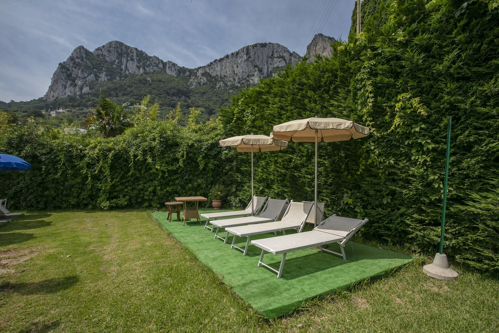hotel palatium mari