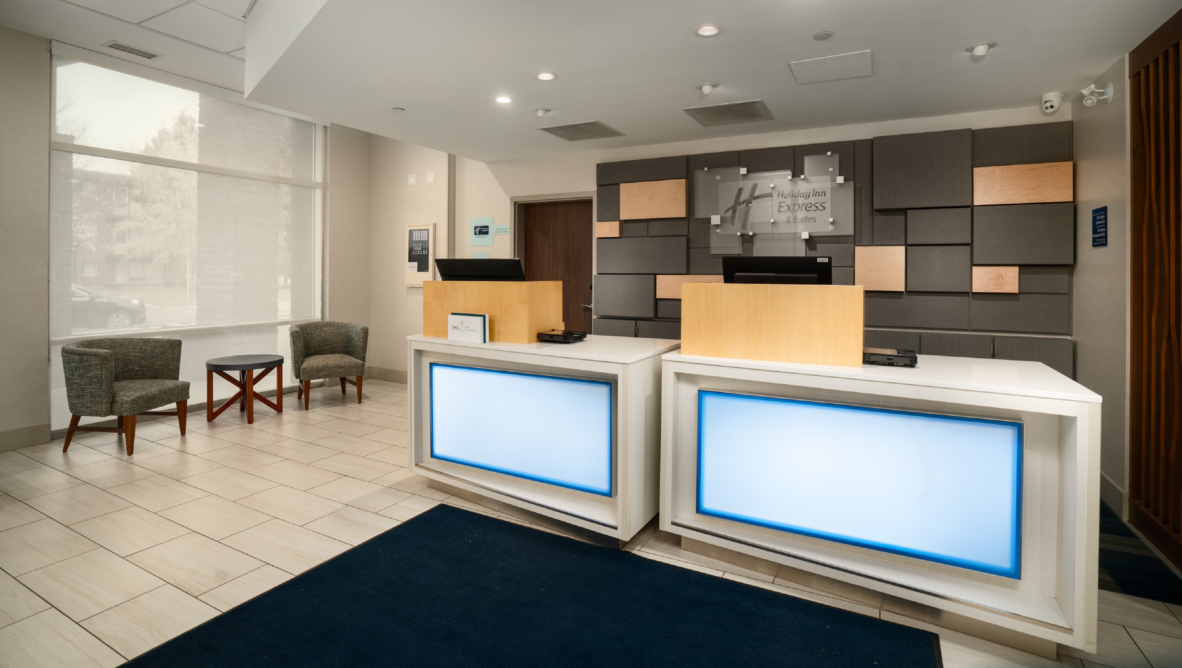 holiday inn express and suites brandon by ihg