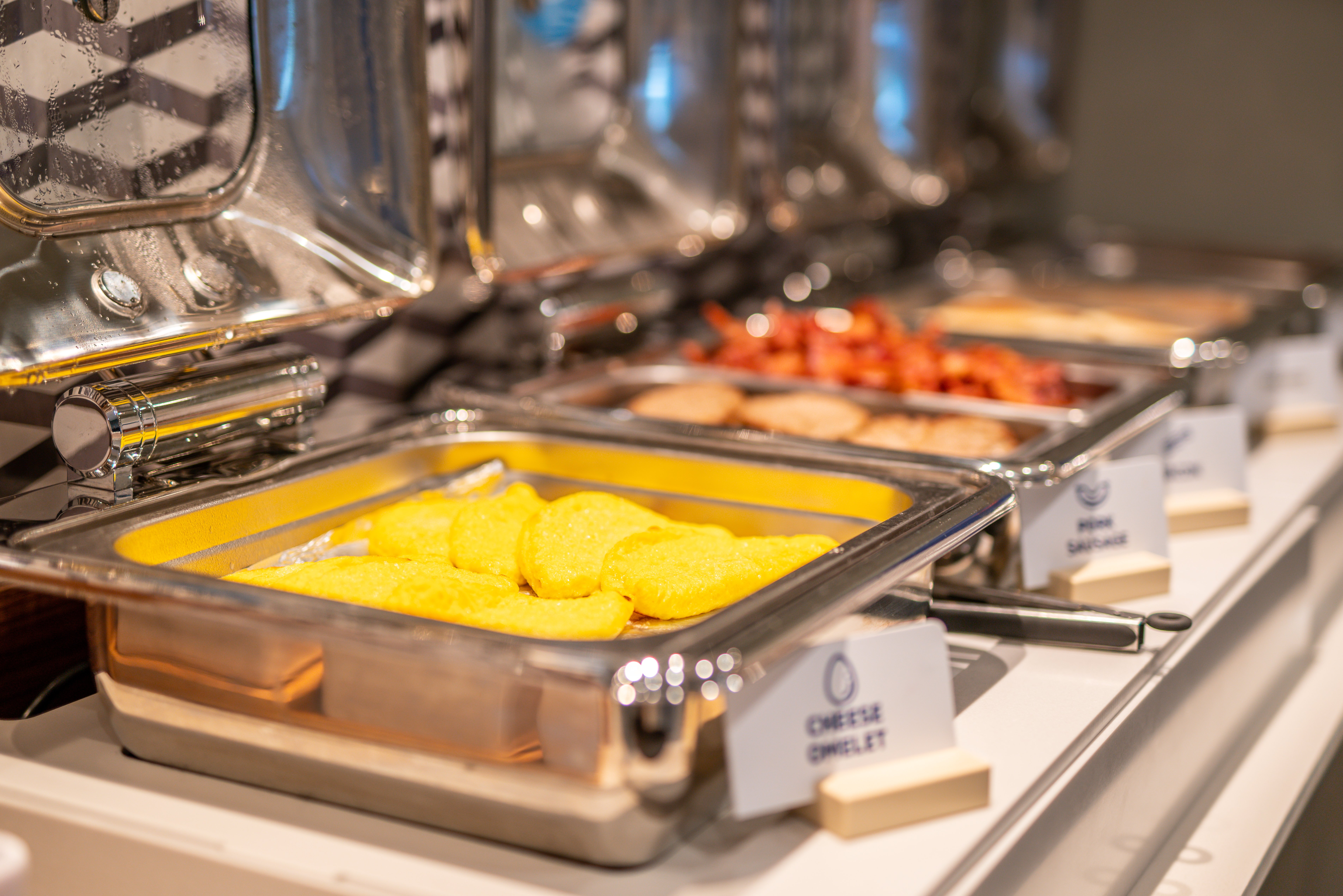 holiday inn express and suites brandon by ihg