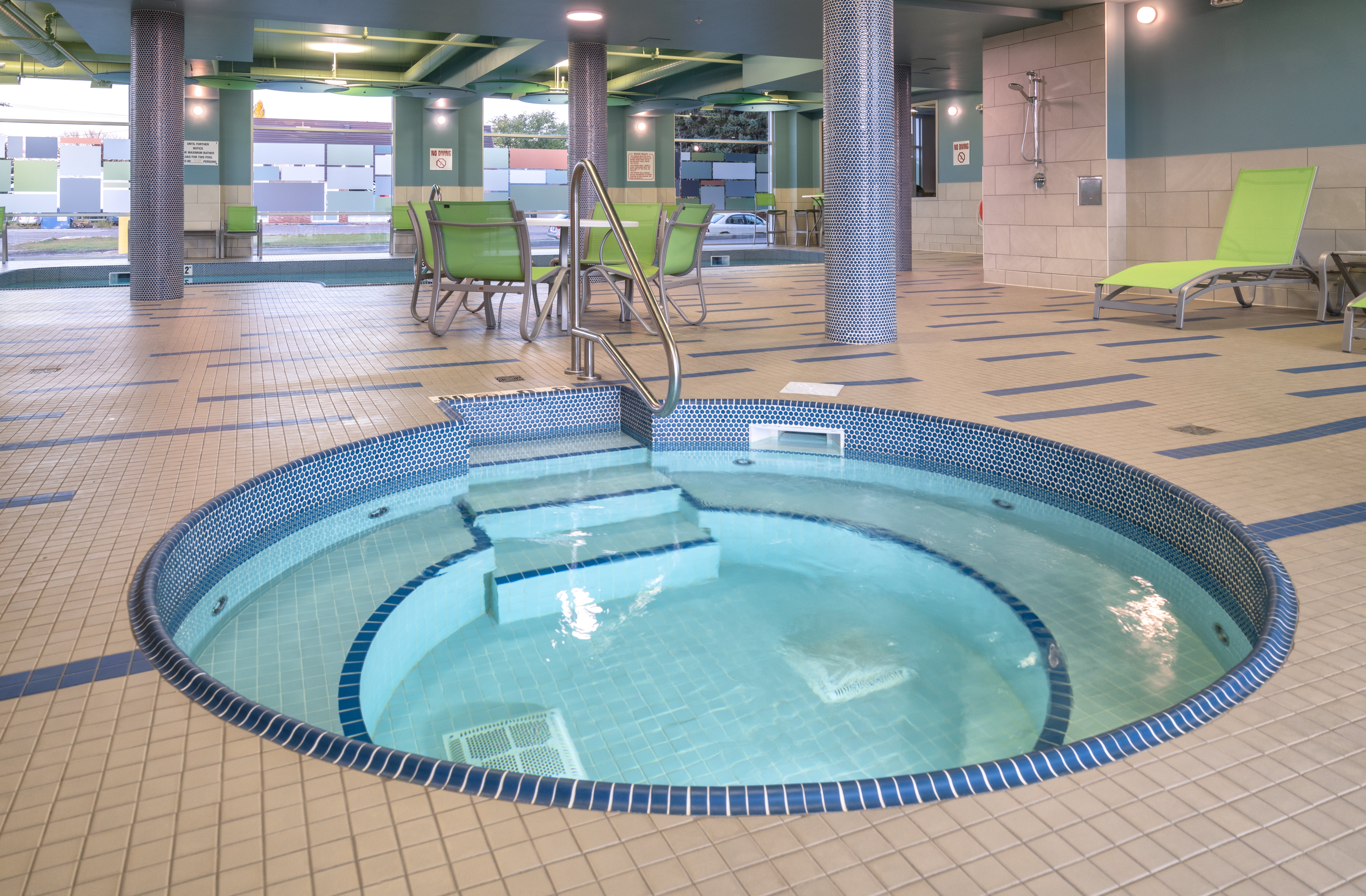 holiday inn express and suites brandon by ihg