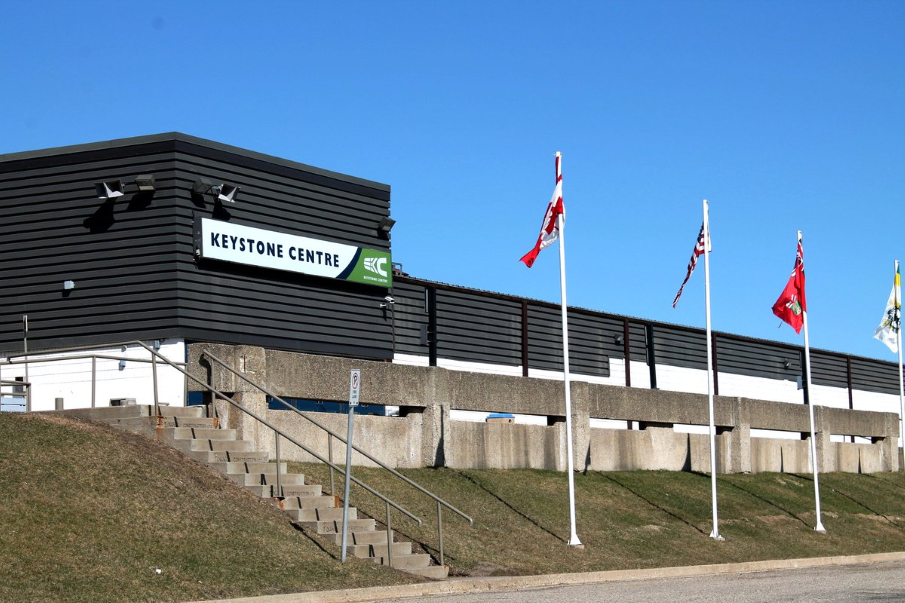 holiday inn express and suites brandon by ihg