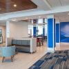 Holiday Inn Express & Suites Brandon By Ihg,Shilo>>Brandon,3 star