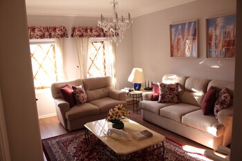 center suico flats
