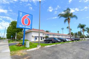Motel 6 Costa Mesa, Ca,Costa Mesa>>Anaheim,2 star