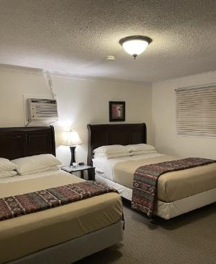 Hi-Way Motel,,2 star
