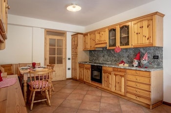 Residence Stella,Costa Di Folgaria>>Besenello,3 star