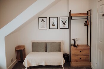 16 pilrig guest house