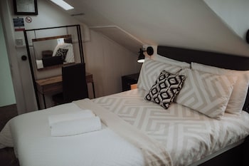 16 pilrig guest house