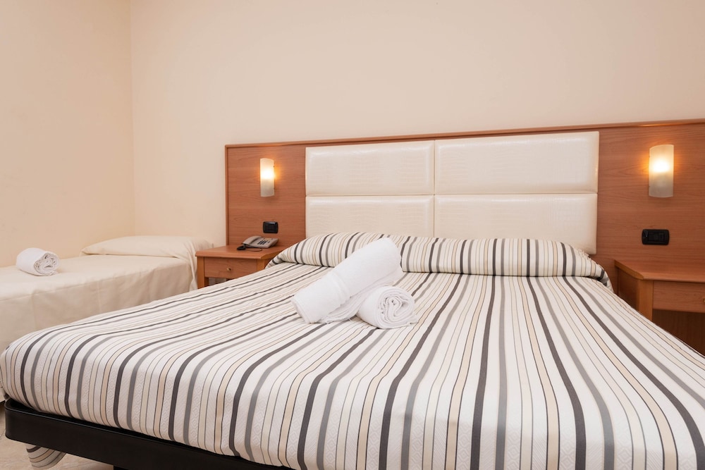 hotel paradiso grottammare