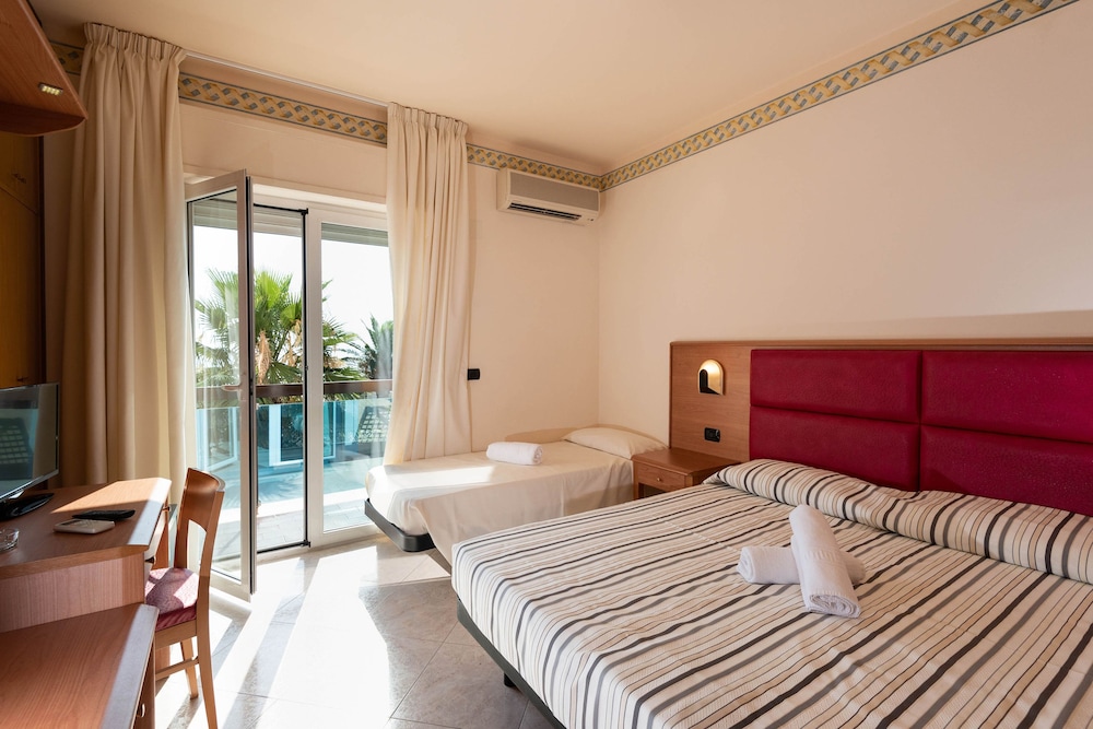 hotel paradiso grottammare