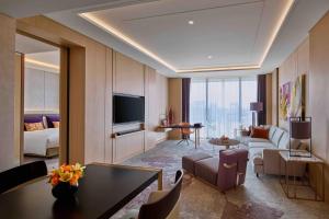 Sofitel Singapore City Centre,Chinatown>>Bukit Merah,5 star