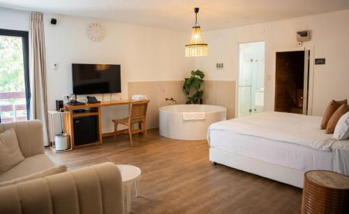 estate spa boutique hotel adults only