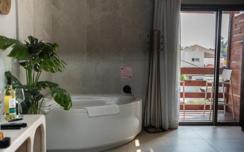 estate spa boutique hotel adults only