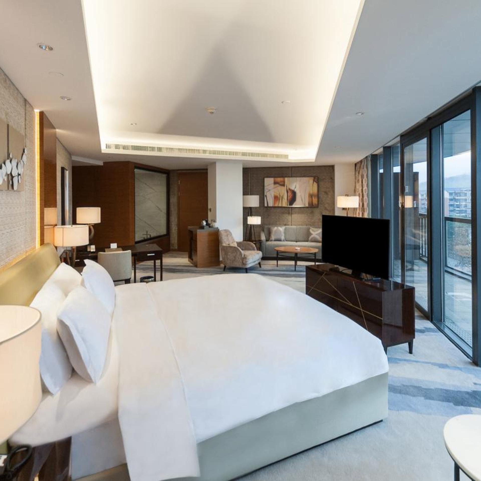 holiday inn nanjing xuanwu lake by ihg