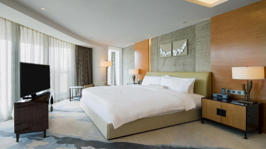 holiday inn nanjing xuanwu lake by ihg