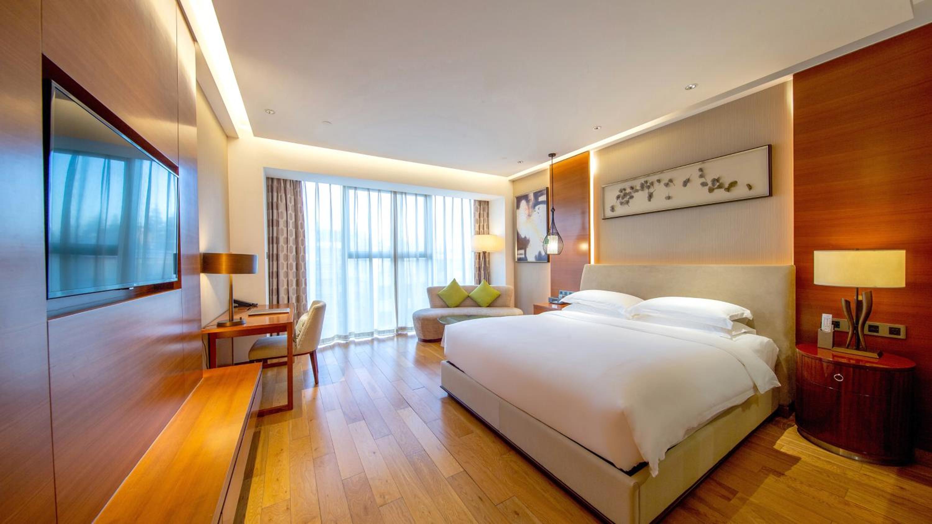 holiday inn nanjing xuanwu lake by ihg
