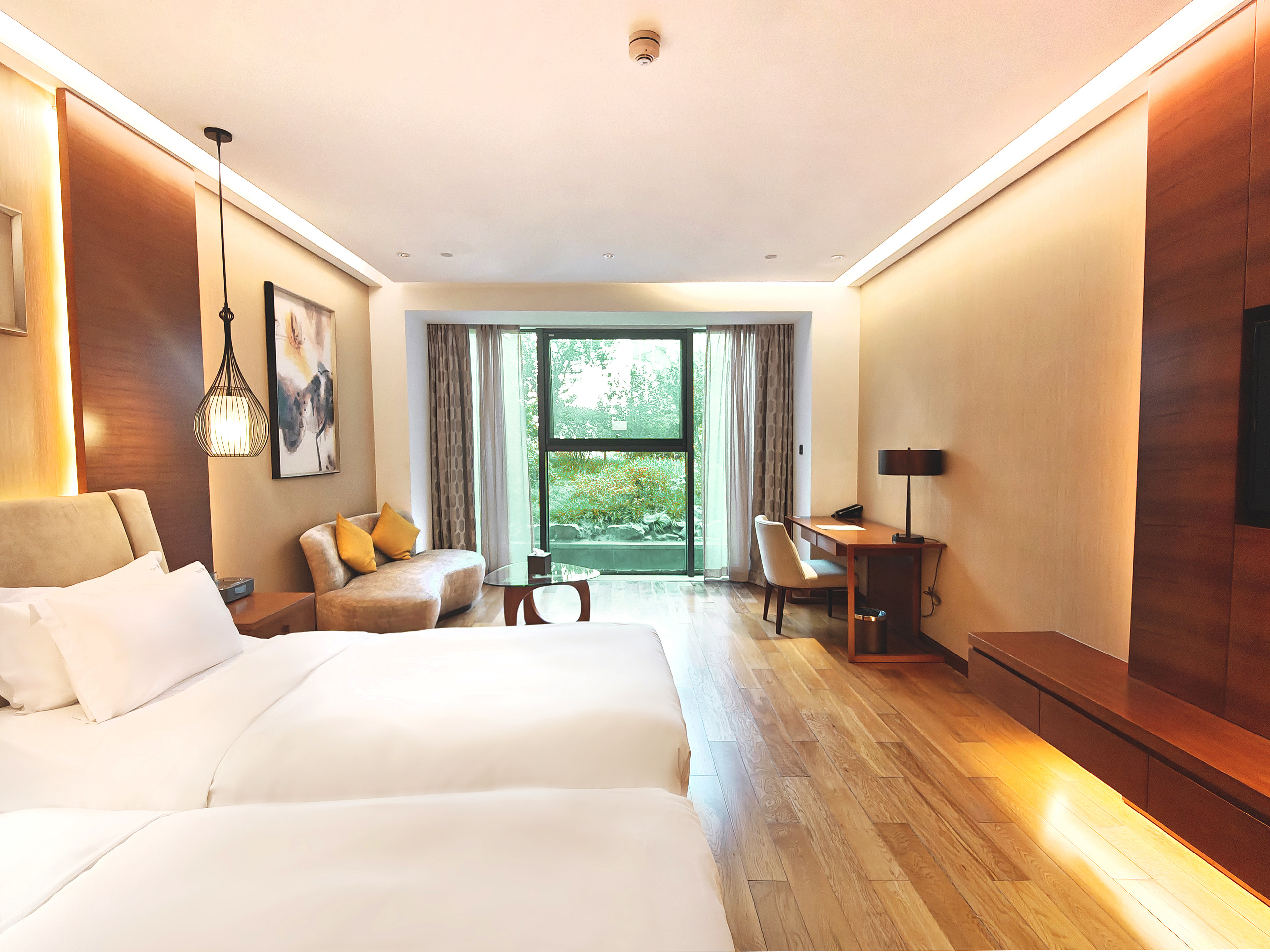 holiday inn nanjing xuanwu lake by ihg