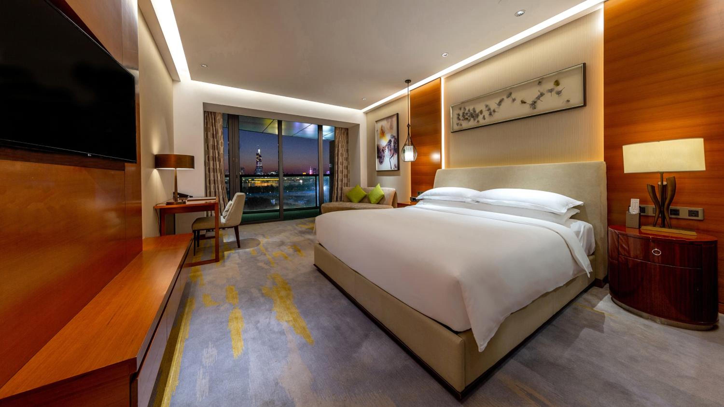 holiday inn nanjing xuanwu lake by ihg