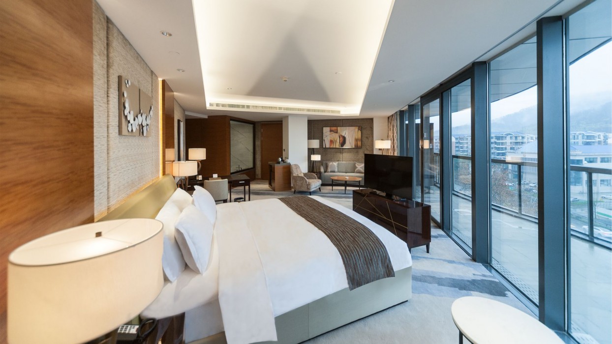 holiday inn nanjing xuanwu lake by ihg