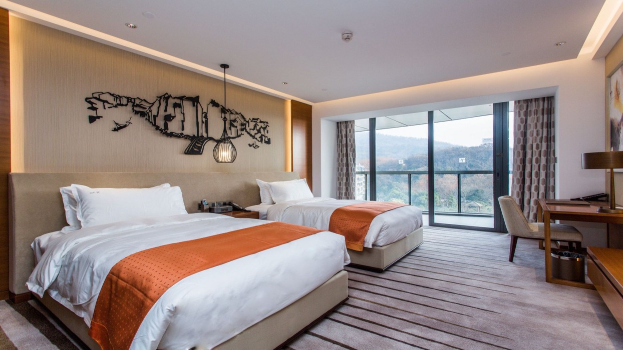 holiday inn nanjing xuanwu lake by ihg