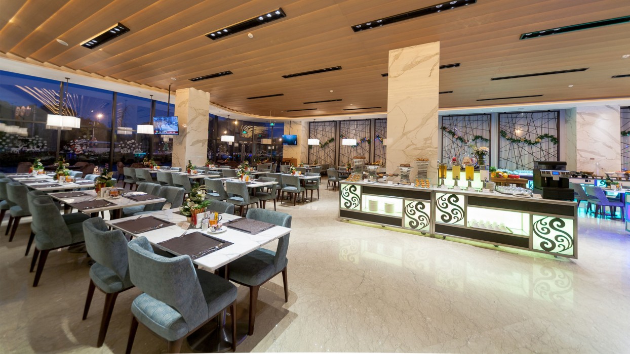 holiday inn nanjing xuanwu lake by ihg