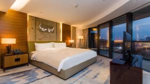 Holiday Inn Nanjing Xuanwu Lake By Ihg,Xuan Wu>>Nanjing,4 star
