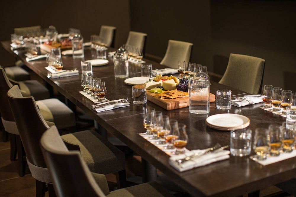 calgary marriott downtown hotel