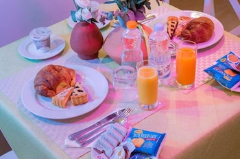 Palazzo Sant'elena,Segezia>>Foggia,3 star