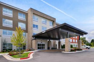 holiday inn express and suites siloam springs by ihg