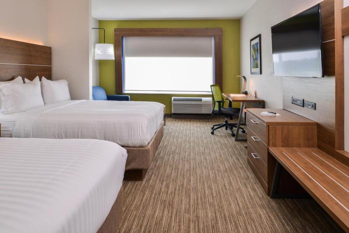 holiday inn express and suites siloam springs by ihg