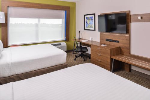 holiday inn express and suites siloam springs by ihg