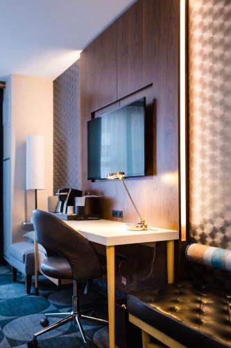 crowne plaza hy36 midtown manhattan by ihg