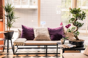 the swan house by heimaleiga