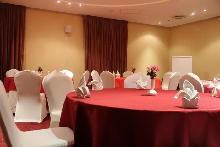 reef al malaz hotel international