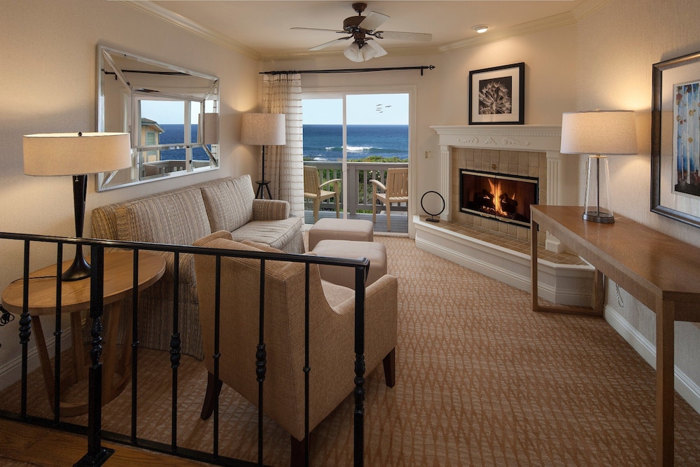 pelican inn and suites