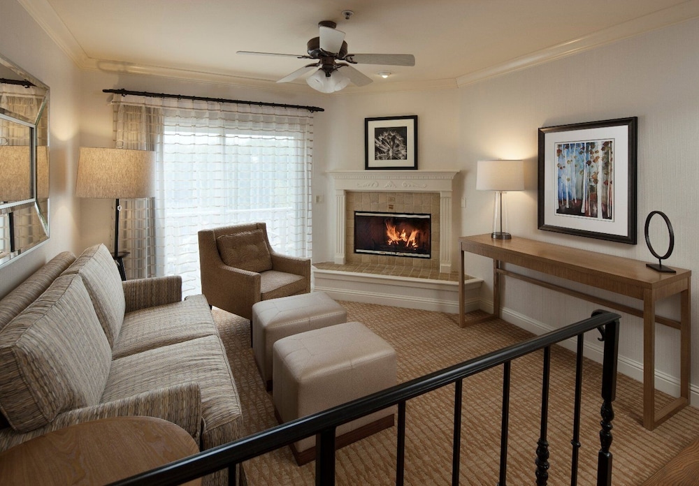 pelican inn and suites