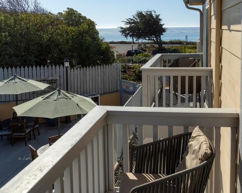 pelican inn and suites