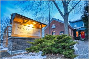 jacksons falls country inn