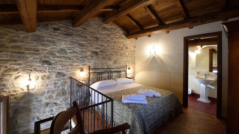 borgotufi albergo diffuso