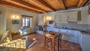 borgotufi albergo diffuso