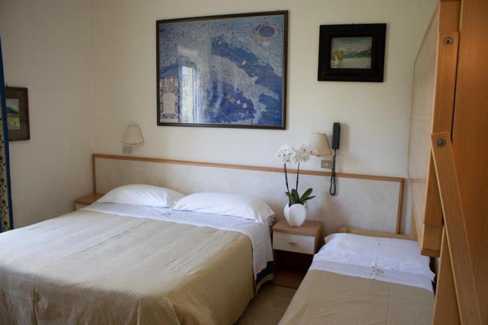 hotel ariella