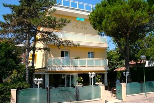 hotel ariella