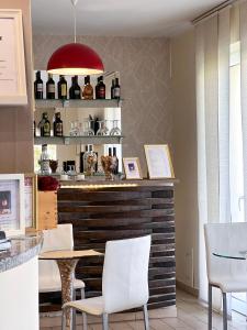 hotel rossovino como