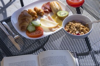 hotel rossovino como