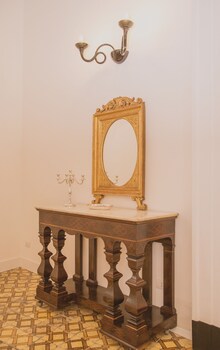 Santa Chiara Boutique Hotel,Naples>>Campania,4 star