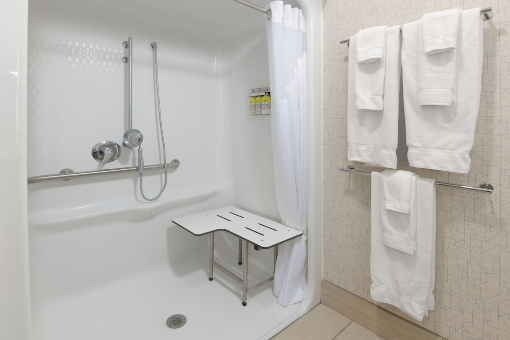 holiday inn express hotel and suites camden by ihg